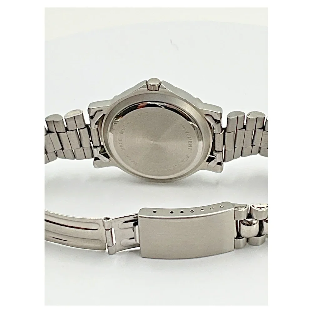 Vintage‎ Men's Silver Stainless Steel Quartz Watch with Black Dial